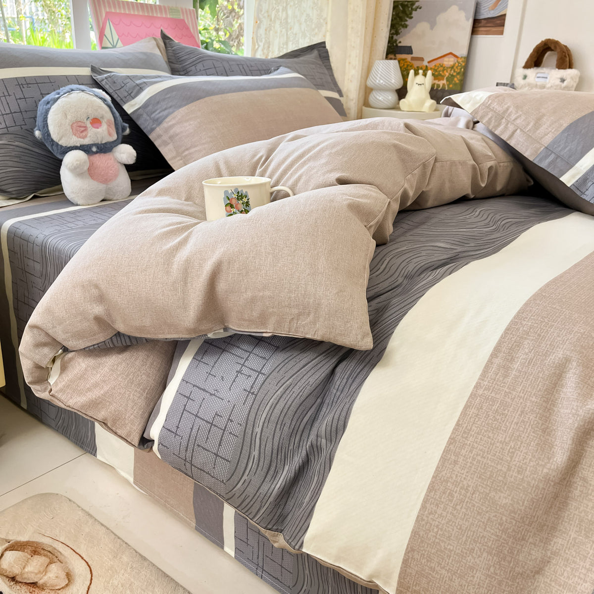 Housse de couette en coton à larges bandes grises et taupe