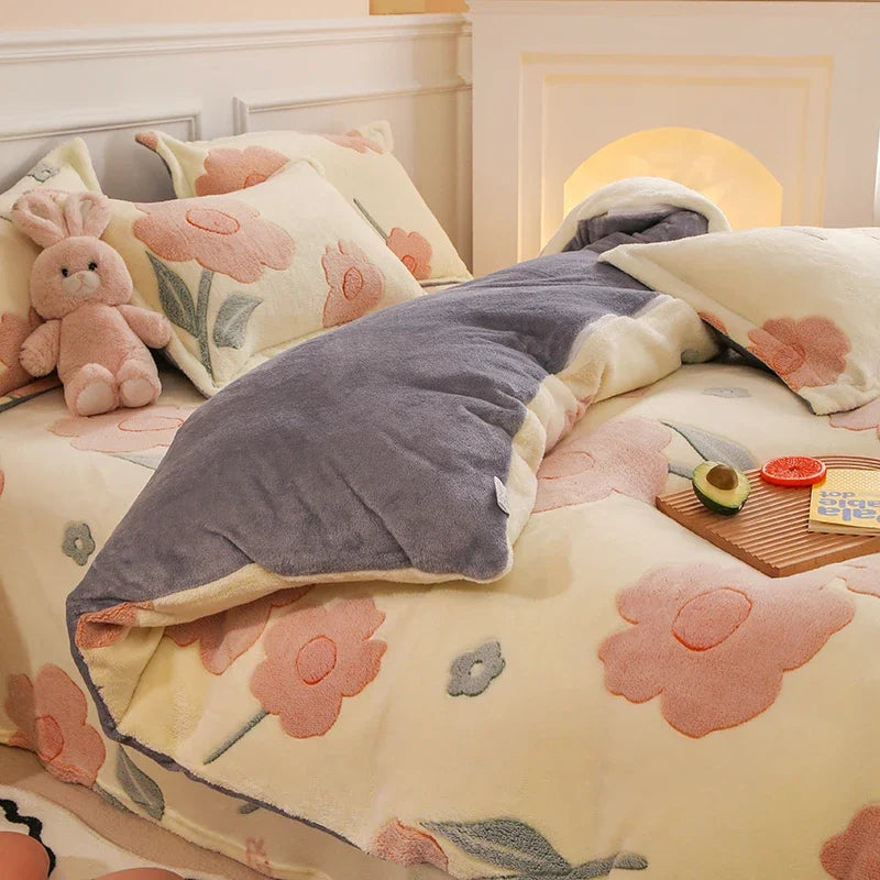 Housse de couette en flanelle de corail, huit motifs sculptés