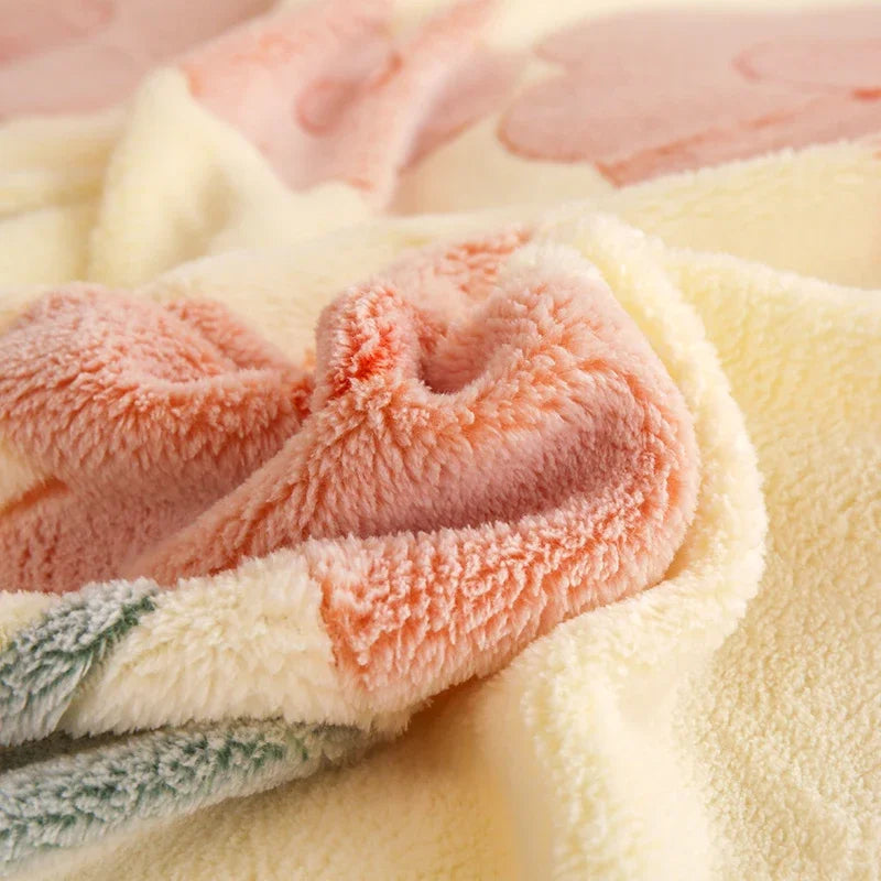 Housse de couette en flanelle de corail, huit motifs sculptés